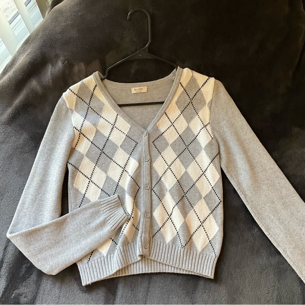 Brandy Melville button up sweater